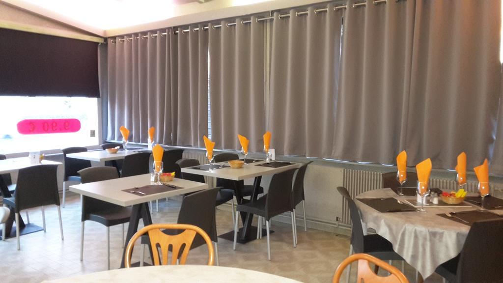 Pension Hotel Restaurant De La Place Voujeaucourt Εξωτερικό φωτογραφία